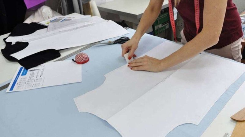 Раскрой одежды на производстве