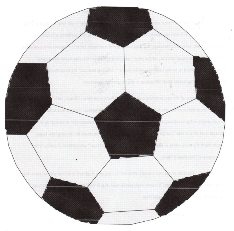 Объемный футбольный мяч