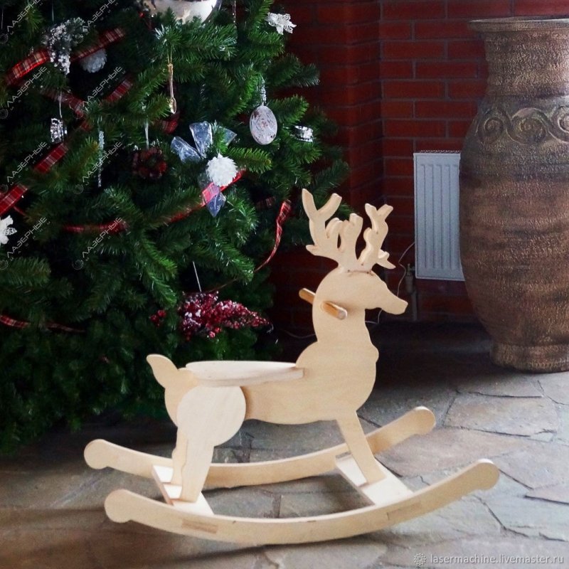 Олень игрушка качалка