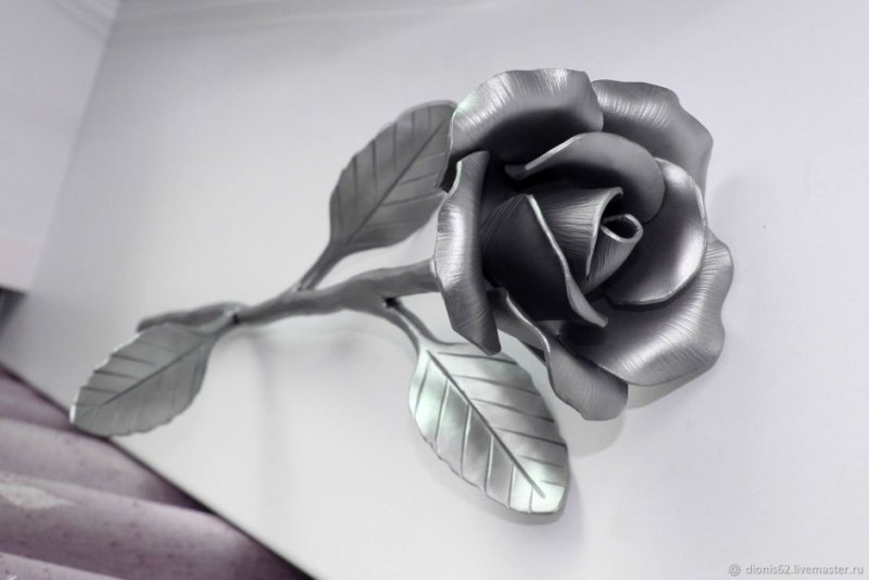 Кованная роза