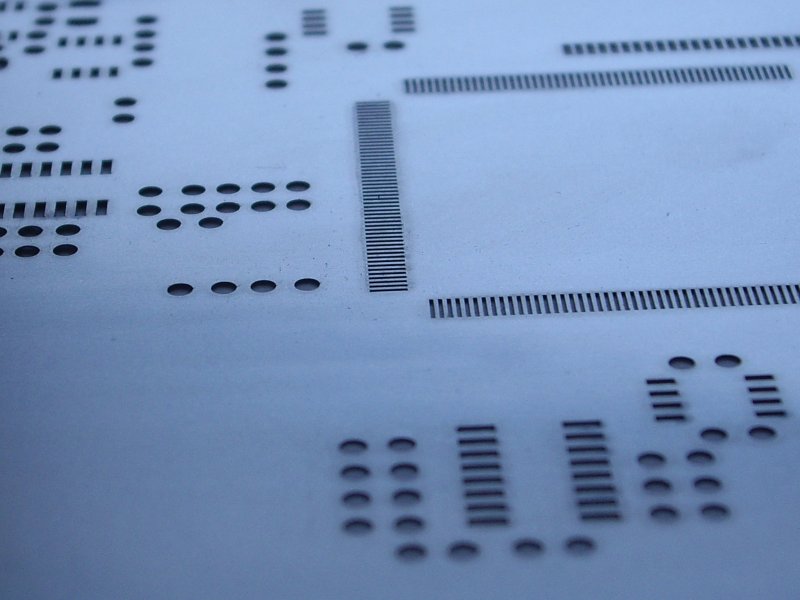 Крепление трафаретов для печатных плат