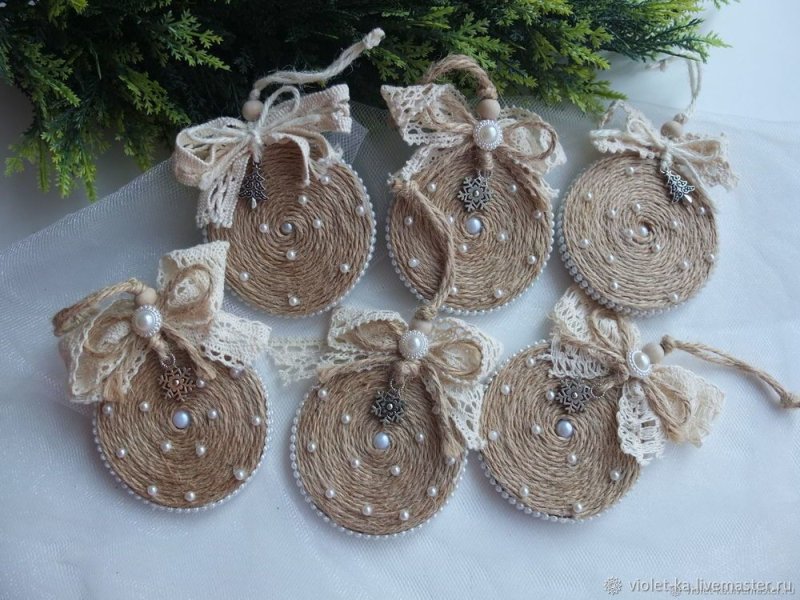 Новогодние игрушки из джута