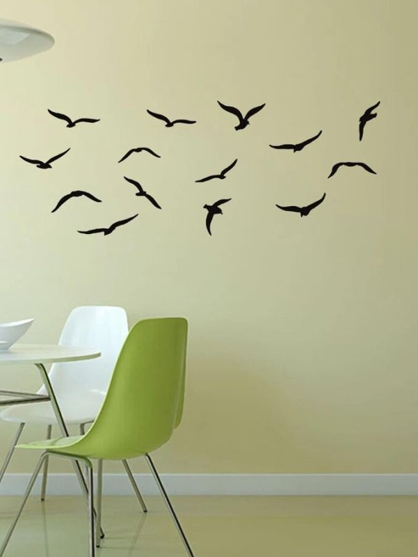 Птички на стене в интерьере