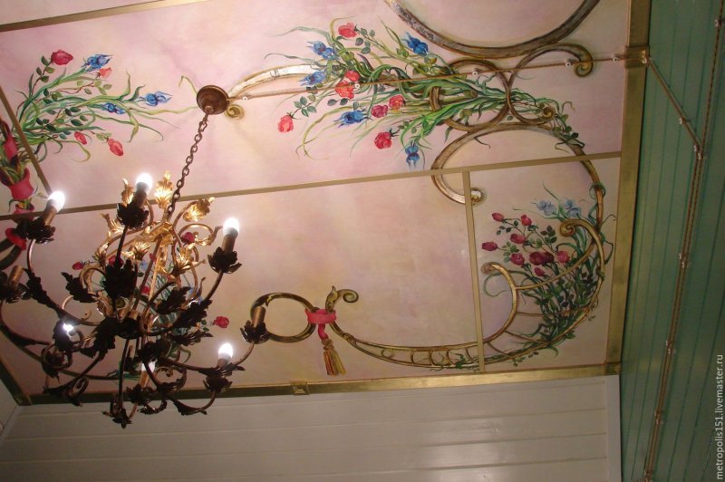 Роспись потолка в квартире