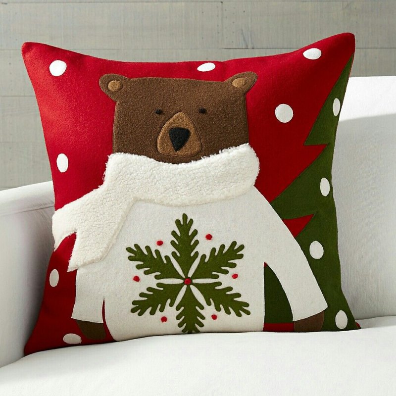 Новогодние декоративные подушки