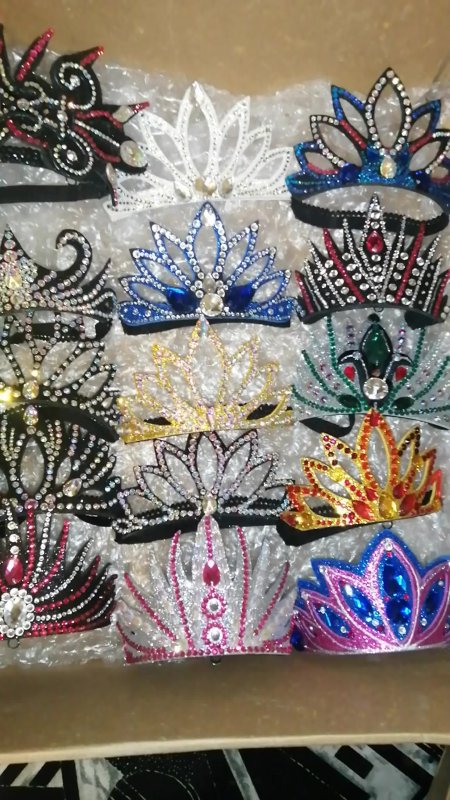 Украшения на голову для гимнасток