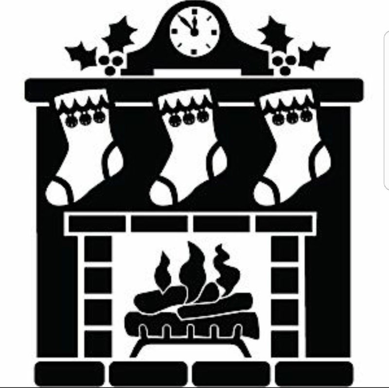 Камин трафарет на окно на новый год-