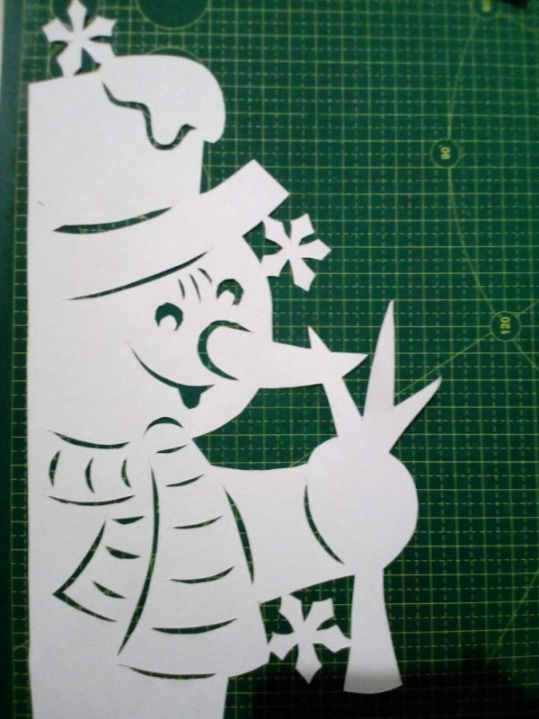 Вытынанки Снеговик