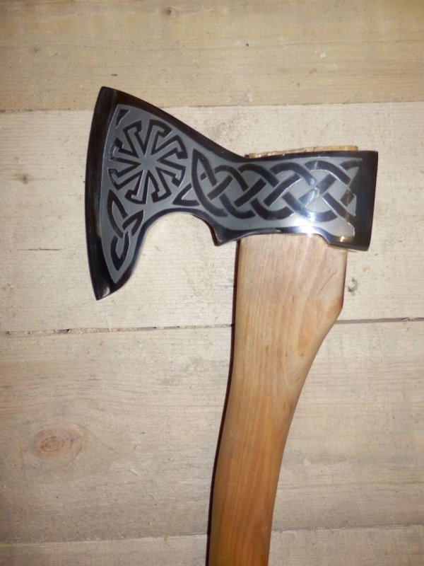 Топор викинга травление