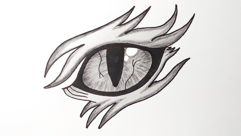 Глаз дракона карандашом
