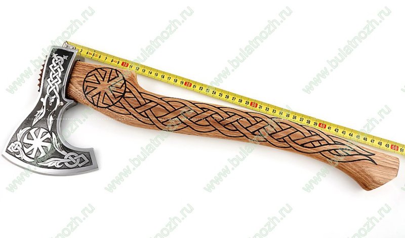 Резная рукоять топора в Славянском стиле