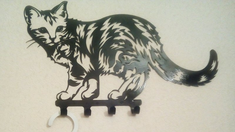 Лазерная резка фигуры из металла