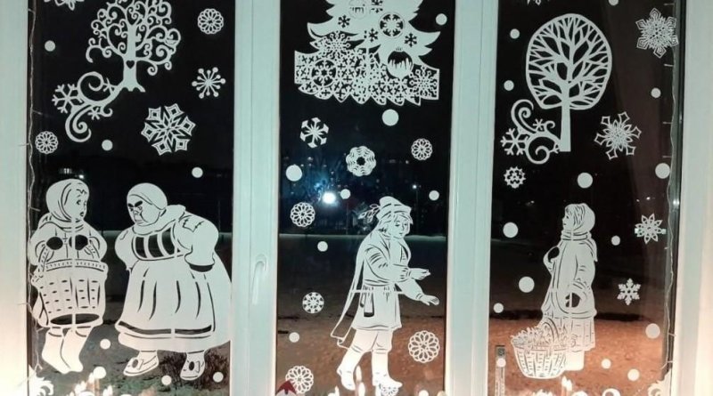 Украшение окон к новому году сказка