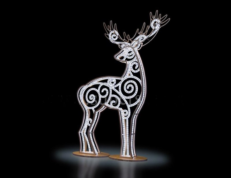Олень из металла