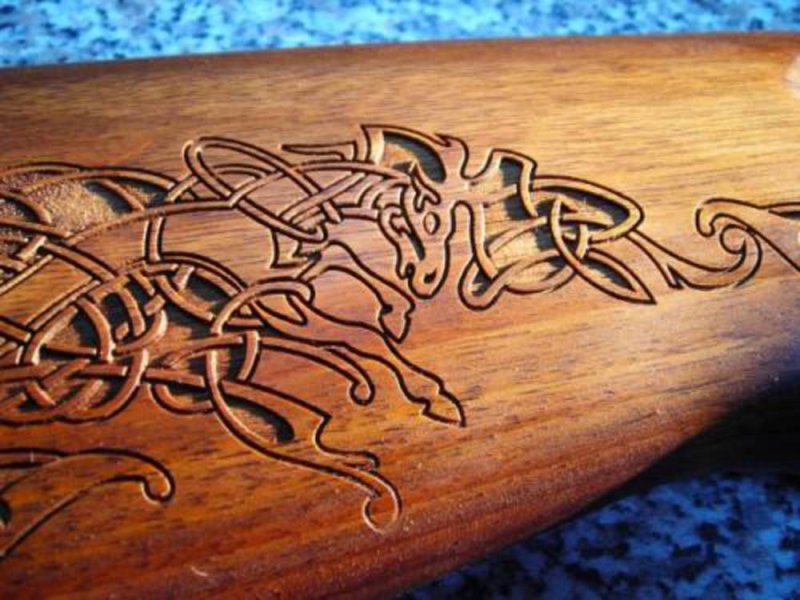 Гравировка по дереву