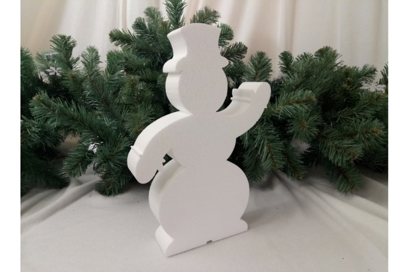 Снеговик из пенопласта объемный