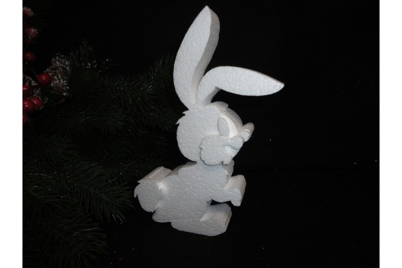 Зайка из пенопласта