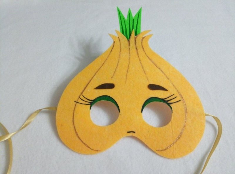 Маска карнавальная овощ