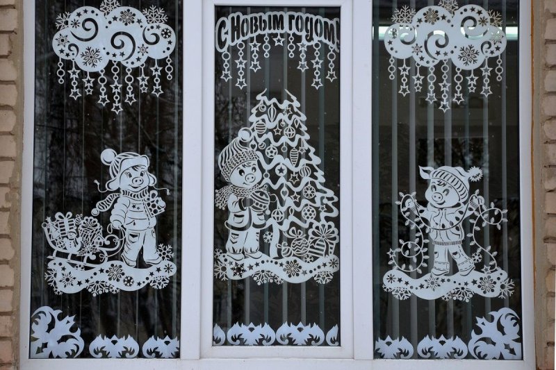 Новогодние сюжеты на окна