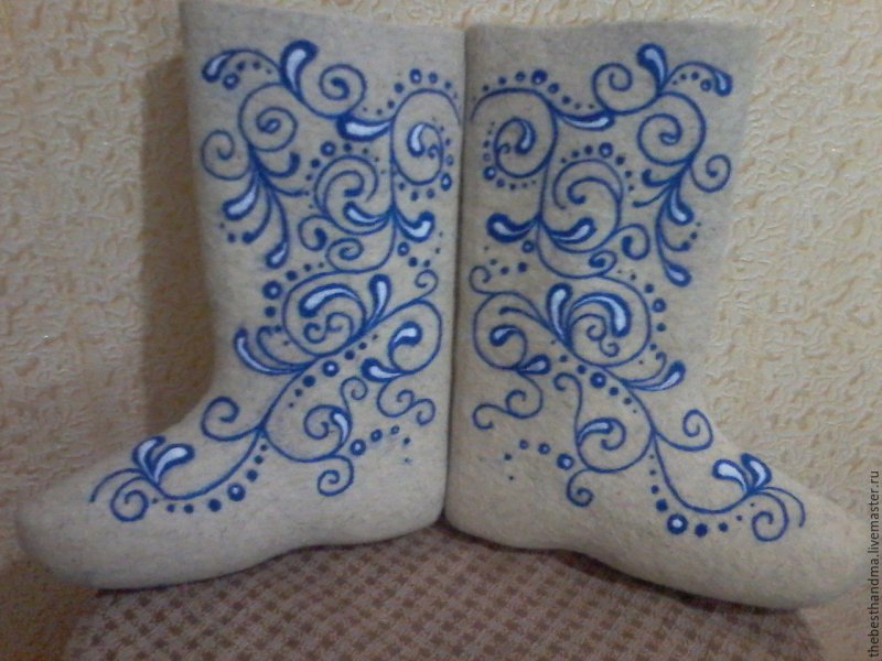 Валенки с орнаментом