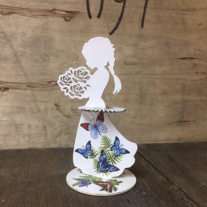 Салфетница девушка из фанеры