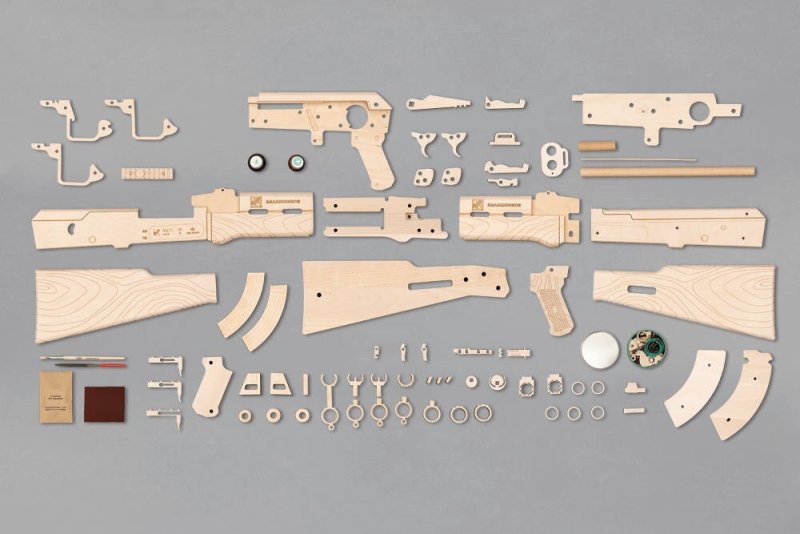 Автомат Калашникова АК-47 (T.A.R.G.)