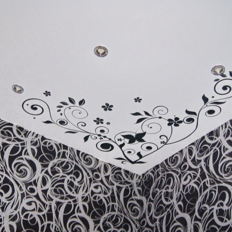 Натяжные потолки с орнаментом