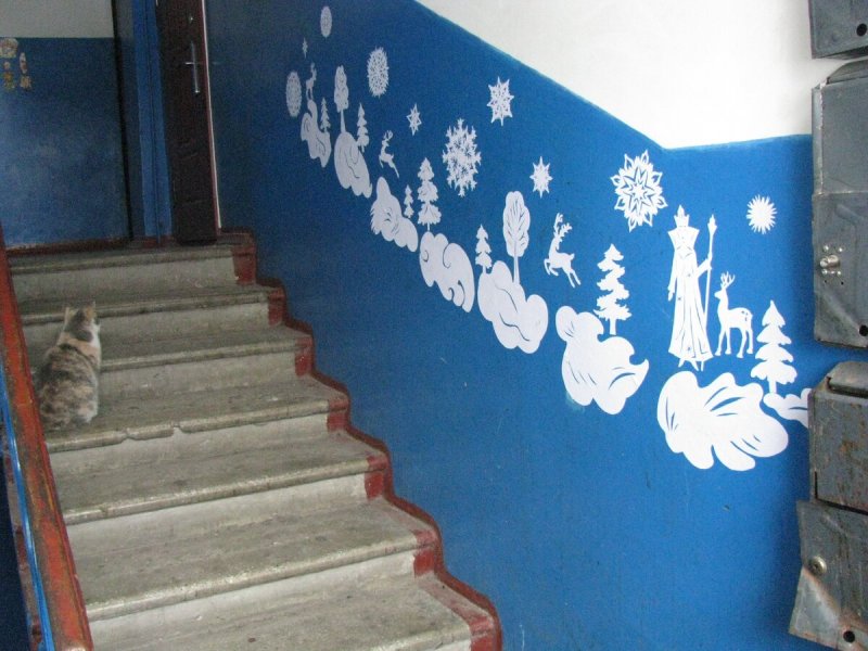 Идеи украшения подъезда