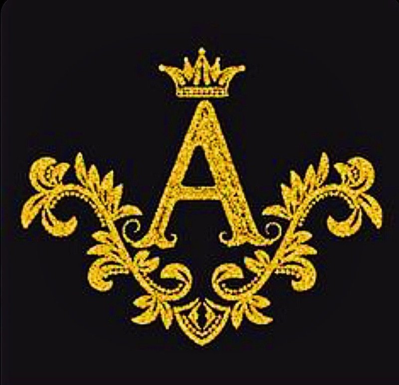 Буква а с короной