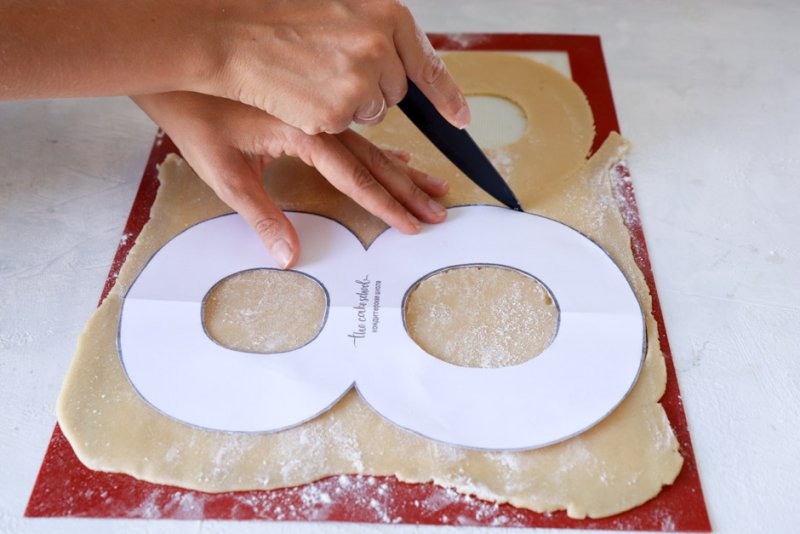 Трафареты для медовых коржей для торта