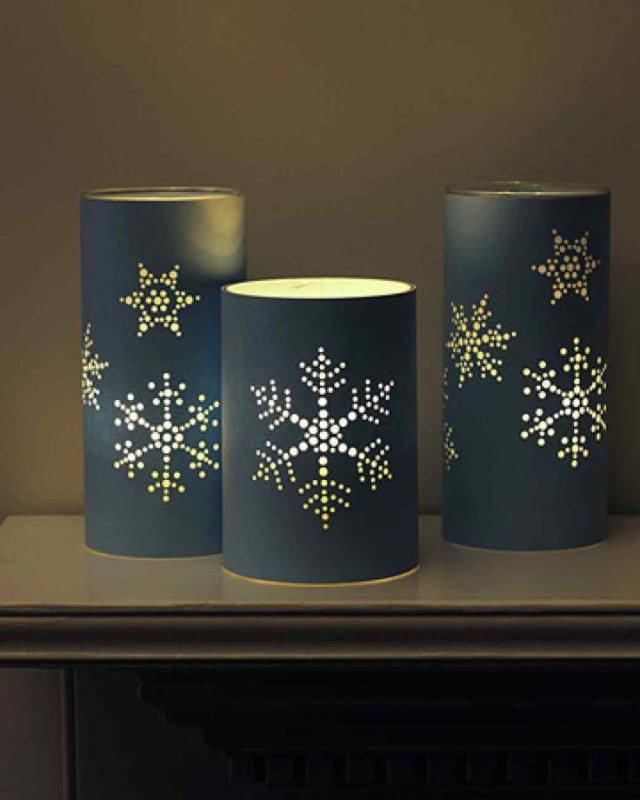 Подсвечник из жестяной банки