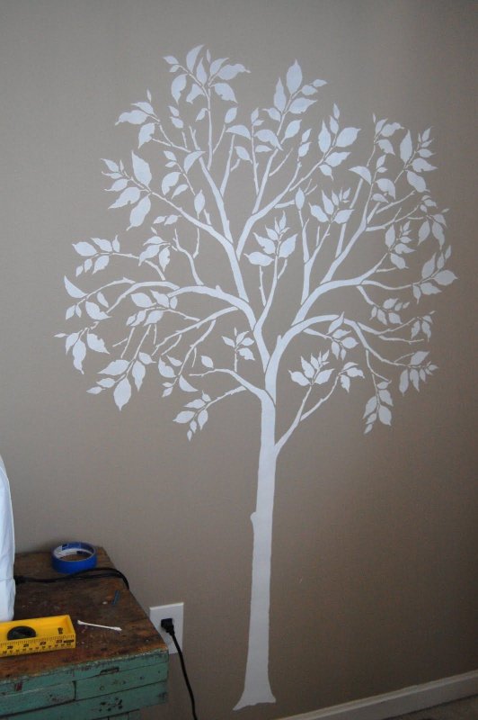 Трафарет дерева на стену