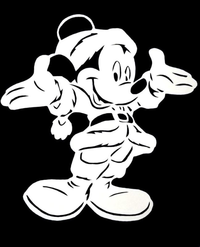 Вытынанка Микки Маус новый год