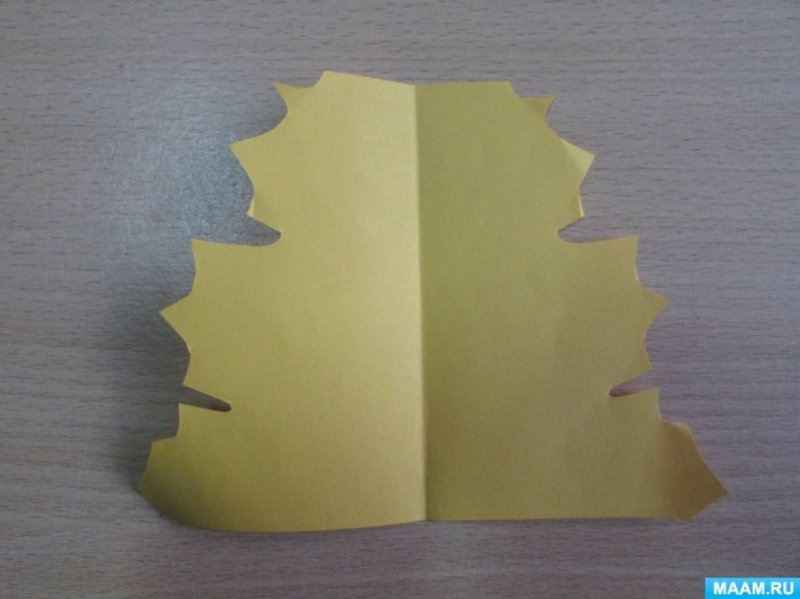 Объемные листья из бумаги