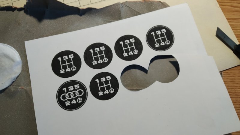 Наклейка на ручку КПП