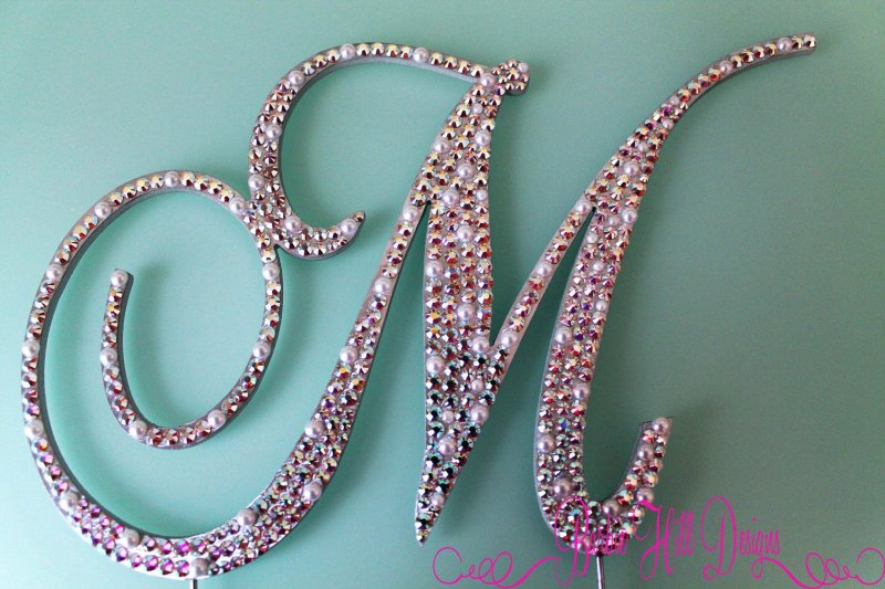 Украсить букву м