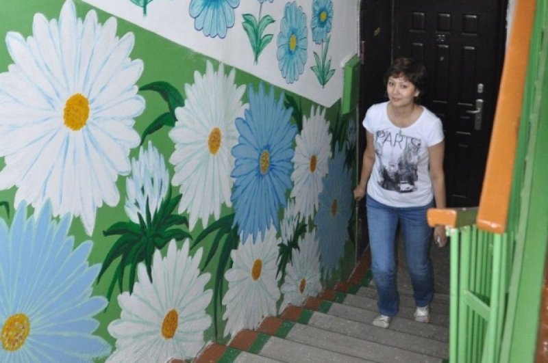 Украсить подъезд