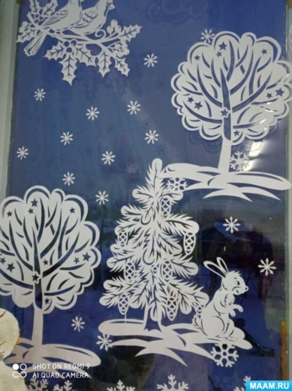 Новогодняя сказка на окне в детском саду серебряное копытце