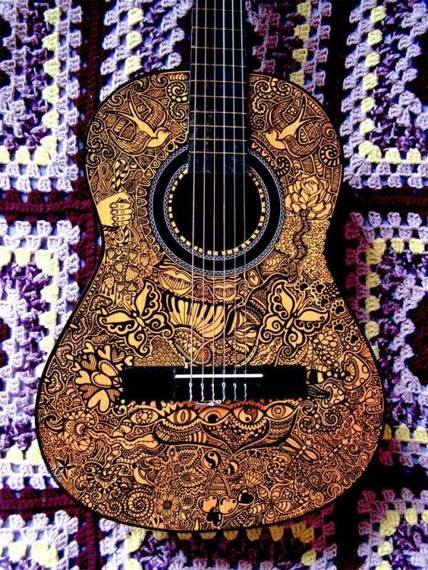 Разрисованная гитара