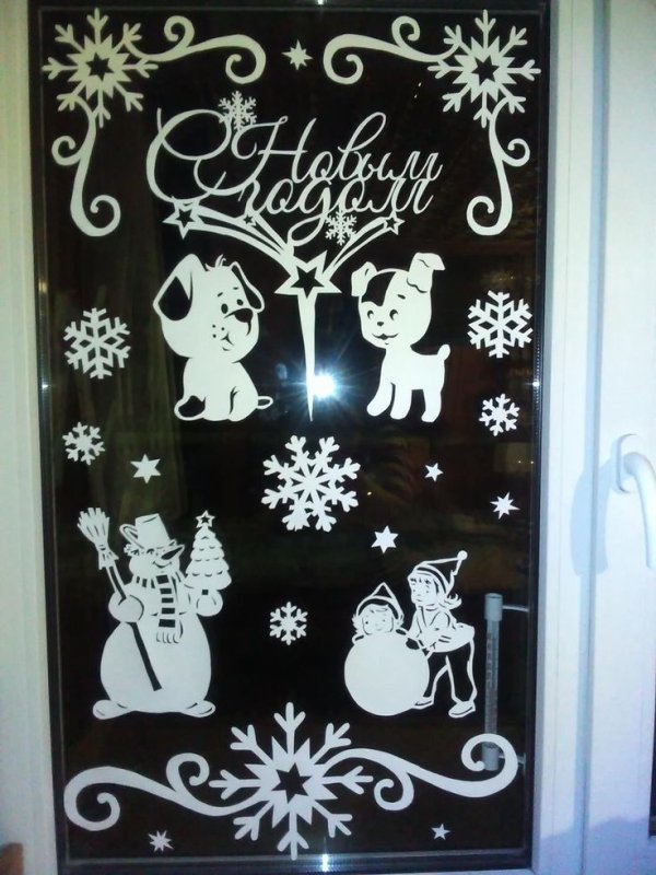 Украшение окон на новый год