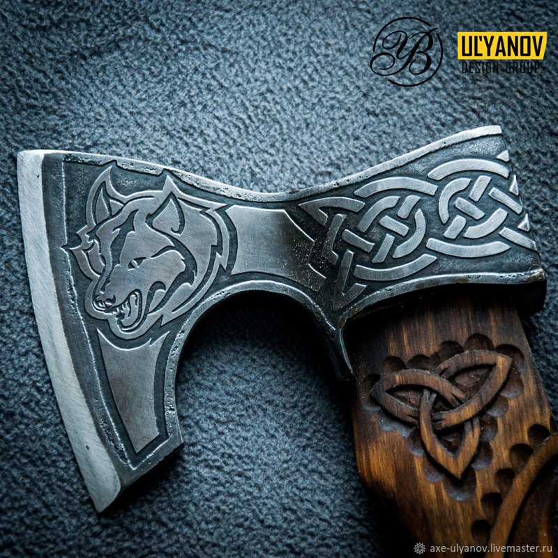 Скандинавские узоры на Топорах