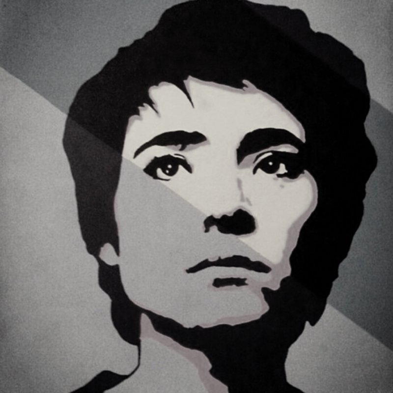 Земфира портрет чб