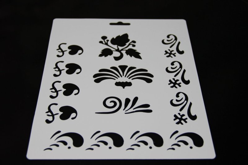 Пластиковый трафарет для декора