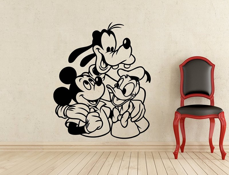 Мультяшки на стене