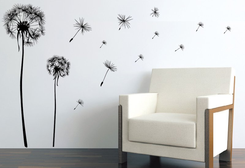 Одуванчики на стене