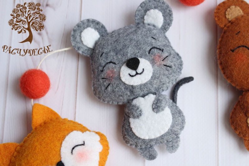 Мышка из фетра