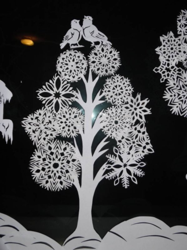 Украшения на окна деревья