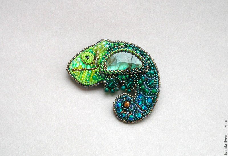 Брошь из бисера хамелеон