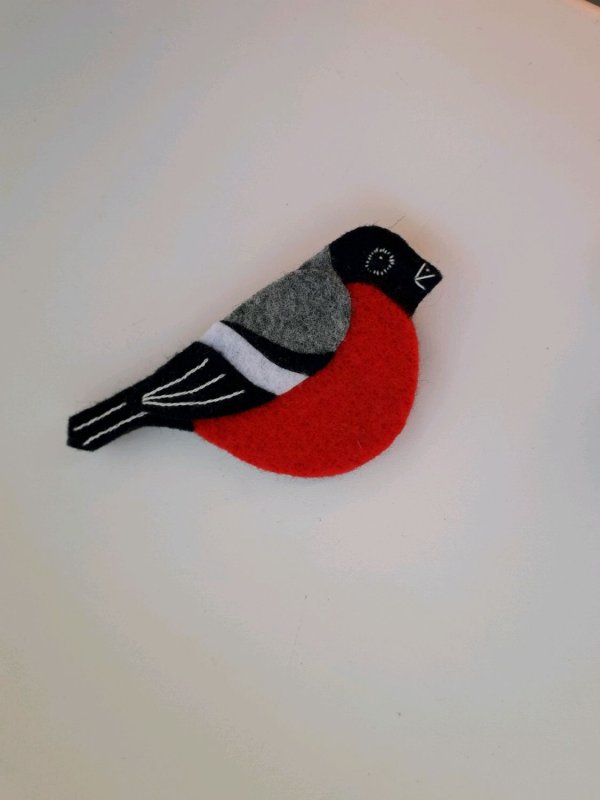 Аппликация Снегирь из фетра