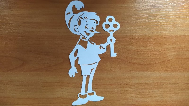 Вытынанка Буратино